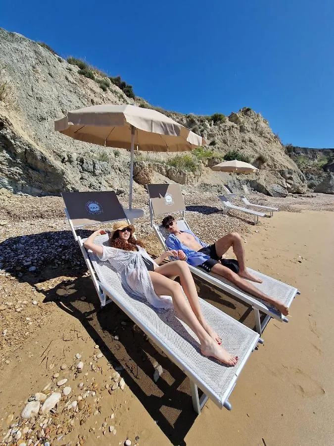Tendu' Punta Bianca Glamping Camp Palma di Montechiaro Italy